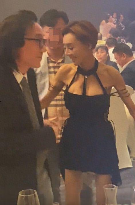 叶子楣徐锦江视频,叶子楣与徐锦江的精彩互动瞬间